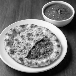Keema naan with gravy