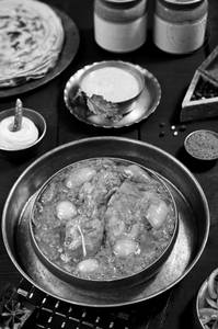 Chicken Do Pyaaza