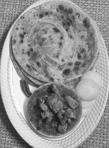Mushroom Gravy Thali                   