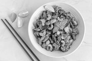 Spiced Chicken With Cashews
