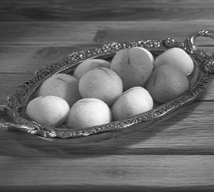Sponch rasgulla [2 pieces]