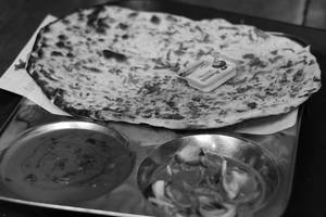 Kalari Naan With Rajma