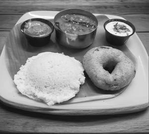 Idili Vada Combo