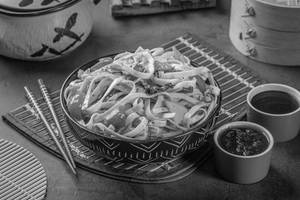 Veg Malaysian Noodles [500 ML]