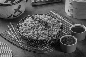 Veg Schezwan Fried Rice [500 ML]