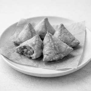Jaipuri Samosas (air-fried / Baked)