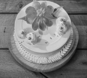 Premium Pineapple Cake