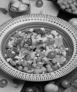 Mediterranean Chickpeas & Feta Salad