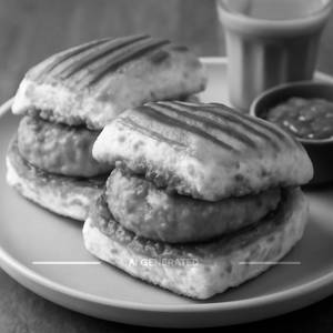 Grilled Schezwan Vada Pav