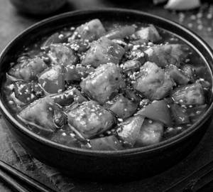 Chilli paneer [gravy]