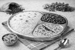 Dal Tadka & Matar Paneer Meal