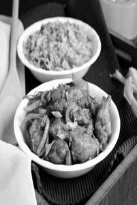 Veg Fried Rice With Chilly Chicken