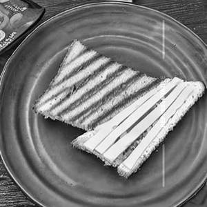 Cheese Blast Sandwich