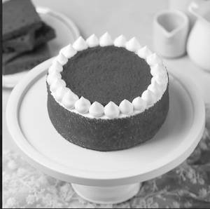 Classic Red Velvet Cake(500 Gm)