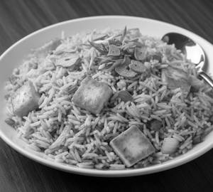Butter Garlic Paneer Fried Rice