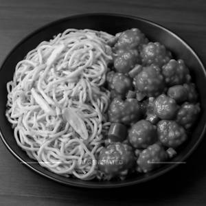 Chicken noodles with chilli chicken