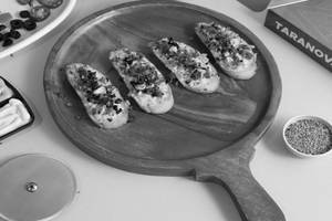 Exotic Garlic Bread