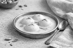Mini Angoori Rasmalai