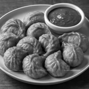 Veg Fried Momos [10 Pieces]