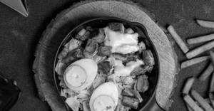Chicken sahaan meat bowl