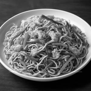 Egg Hakka Noodles