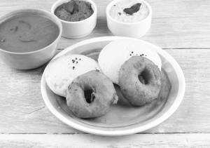Idli vada
