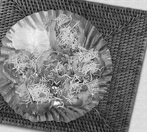 Lasaniya puri [6 pieces]