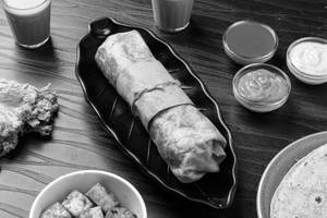 Paneer Shawarma In Khubus