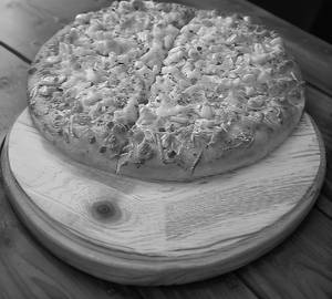 Golden corn classic pizza