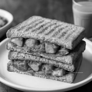 Paneer makhani sandwich