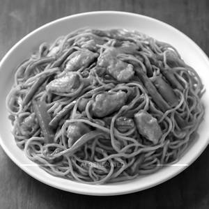 Hakka noodles [non veg]