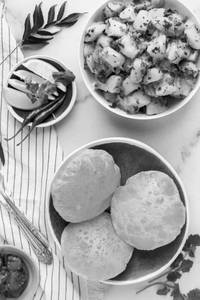 Puri bhaji with pickle