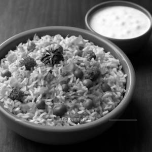 Veg Biryani+curd