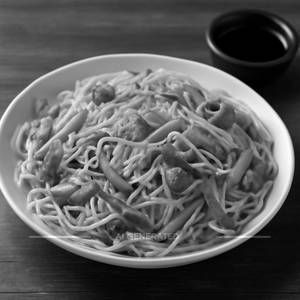 Veg Hakka Noodles