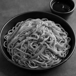 Veg schezwan noodles