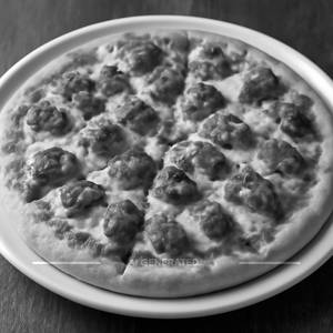 Schezwan chicken cheese pizza