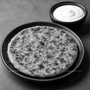 Onion Paratha [With Curd]