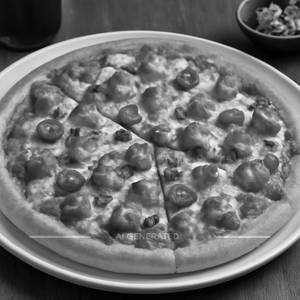 Hot & spicy chicken pizza