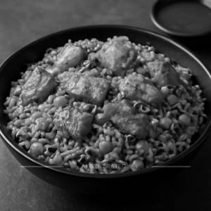 Chicken schezwan fried rice