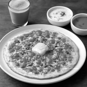 Butter Tomato Uttapam