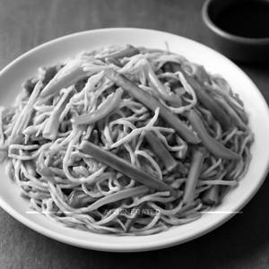 Veg. Hakka Noodles