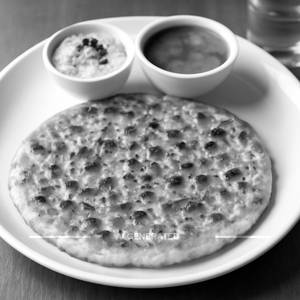 Onion Uttapam
