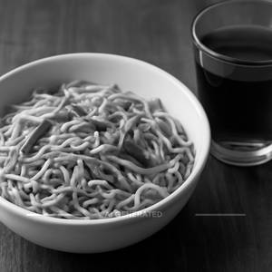 Veg Noodles Half