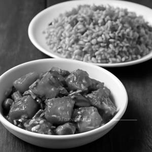 Paneer Chilli Dry With Veg Manchurian Dry And Manchurian Fried Rice [Serves 4]