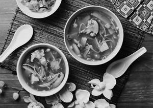 Veg Hot & Sour Soup