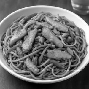 Chicken schezwan noodles