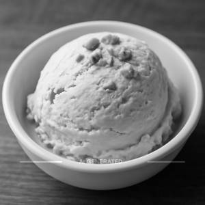 Green pista ice cream