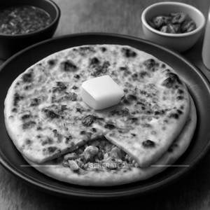 Butter Paneer Kulcha
