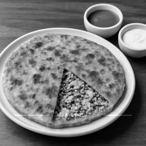 Paneer Masala Paratha