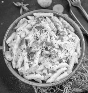 White Sauce Pasta